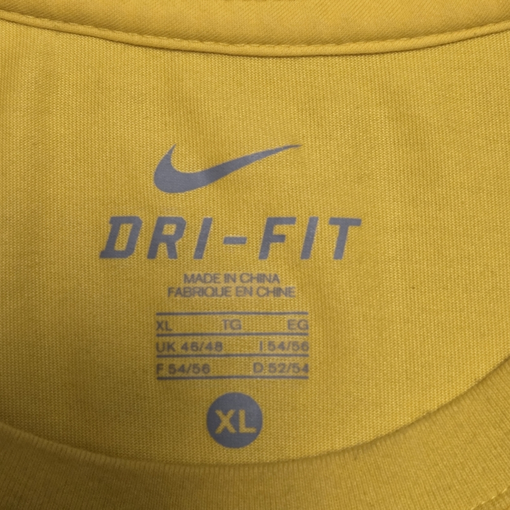 Nike Dri-Fit Kobe Bryant Interview Yellow T-shirt Men's Size XL - Picture 5 of 7